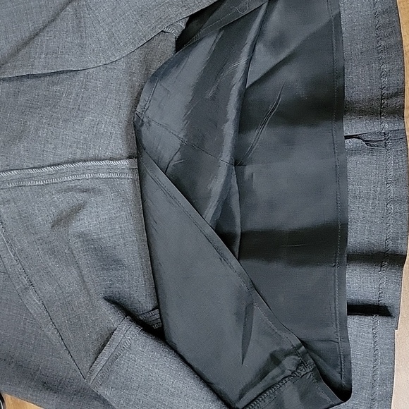 Women's Express Wool Pleated Skirt, Gray, Size 4, EUC - Picture 6 of 6